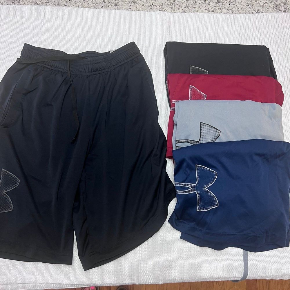 Under Armour 7 Pairs Men’s Small Shorts